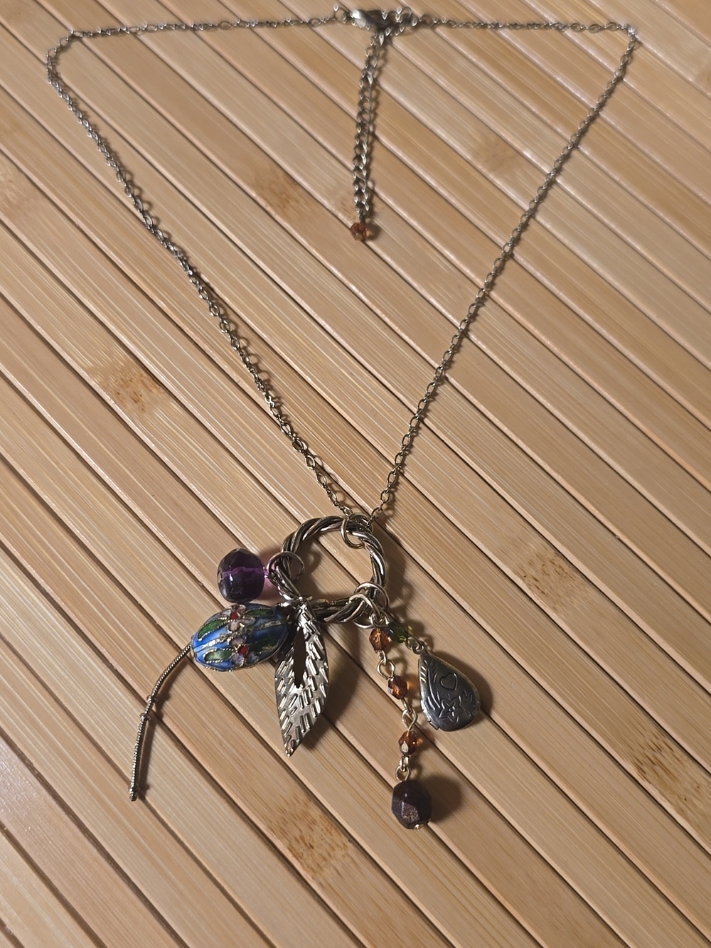 NY COMPANY NECKLACE